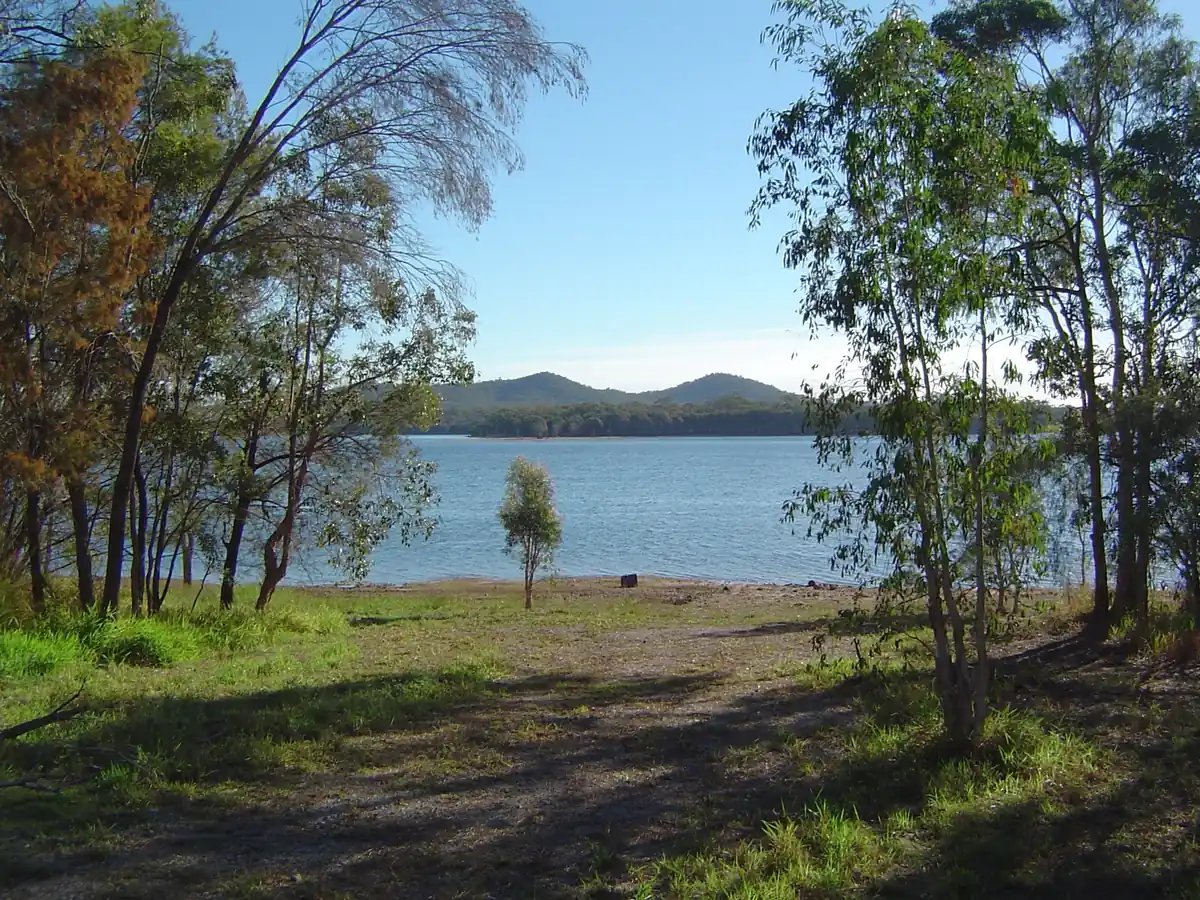 Leslie Harrison Dam seen from Allambee Crescent